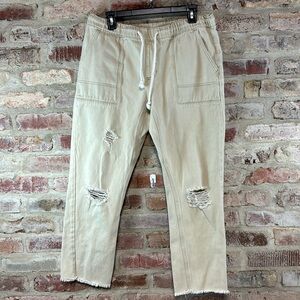 Easel cropped raw hem distressed destroyed khaki pants large